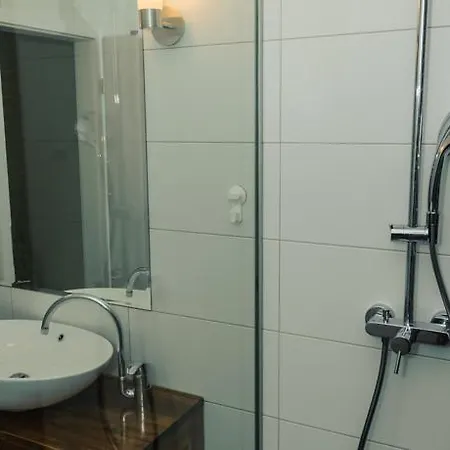 Apartment Dadule *