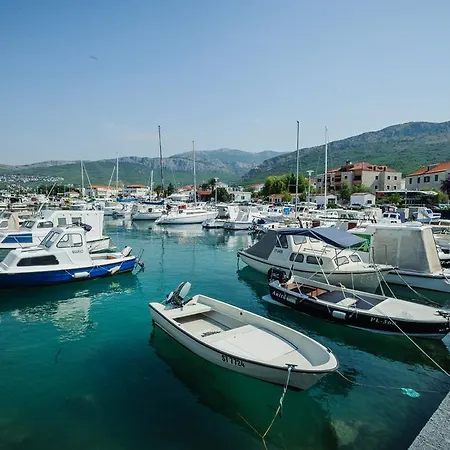 شقة Dadule بودْسْتغانا